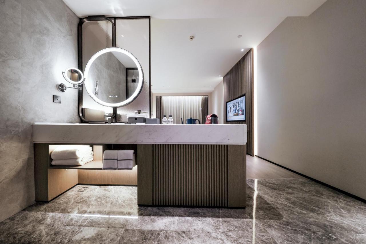 Urcove By Hyatt Shenzhen Luohu Hotel Exterior photo