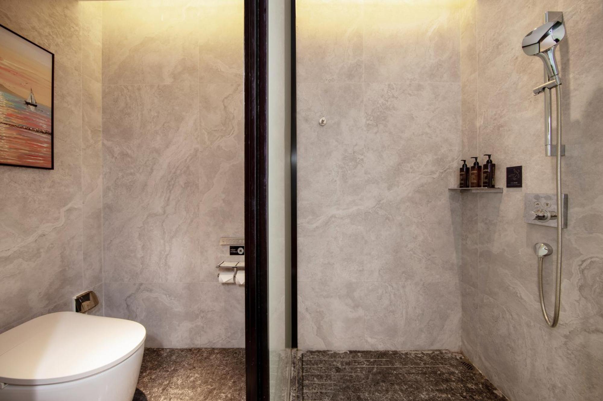 Urcove By Hyatt Shenzhen Luohu Hotel Exterior photo